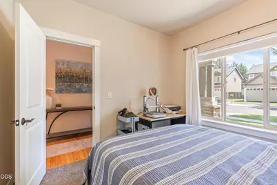 1885 NE Altura Drive, Bend, OR 97701 - Photo 12
