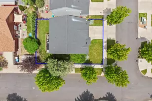 1885 NE Altura Dr, Bend, OR 97701 - Photo 34