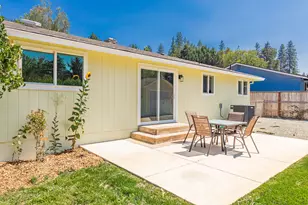 2040 Hamilton Ln SW, Grants Pass, OR 97527 - Photo 12