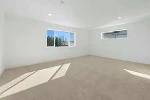 21169 NE Beall Dr, Bend, OR 97701 - Photo 22