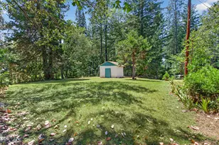 4041 Woodland Park Rd, Grants Pass, OR 97527 - Photo 16