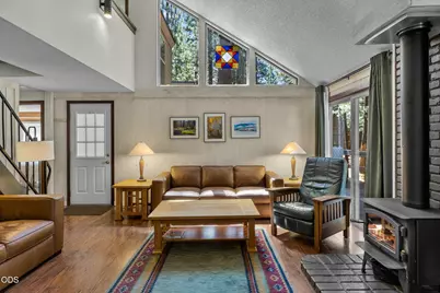 70974 Meadow Grass Circle #GH 52, Black Butte Ranch, OR 97759 - Photo 6