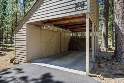 70974 Meadow Grass Circle #GH 52, Black Butte Ranch, OR 97759 - Photo 4