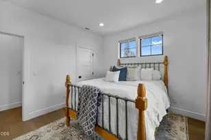 2631 NW Waymaker Ct, Bend, OR 97703 - Photo 36