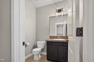 61289 Bronze Meadow Ln, Bend, OR 97702 - Photo 24