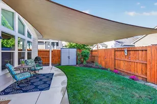689 Heber Ln, Medford, OR 97501 - Photo 22