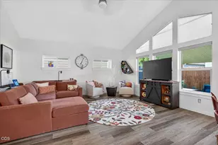 689 Heber Ln, Medford, OR 97501 - Photo 10