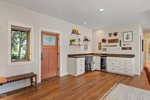 65880 93rd St, Bend, OR 97703 - Photo 14