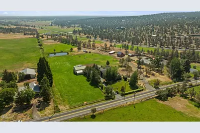 65880 93rd Street, Bend, OR 97703 - Photo 2