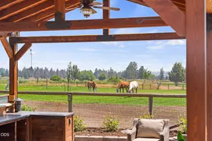 65880 93rd St, Bend, OR 97703 - Photo 32