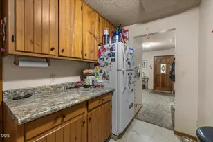 8155 Rogue River Hwy, Grants Pass, OR 97527 - Photo 52