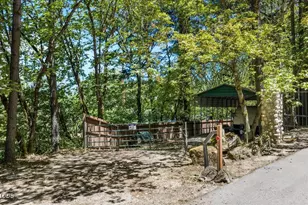 8155 Rogue River Hwy, Grants Pass, OR 97527 - Photo 58