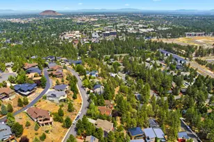 1819 SW Troon Ave, Bend, OR 97702 - Photo 86