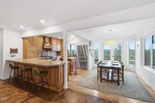 1819 SW Troon Ave, Bend, OR 97702 - Photo 10