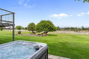 63531 Gentry Loop, Bend, OR 97701 - Photo 58