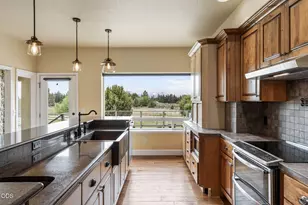 63531 Gentry Loop, Bend, OR 97701 - Photo 26