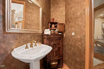 62028 Fall Creek Loop, Bend, OR 97702 - Photo 34