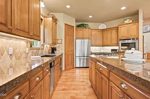 62028 Fall Creek Loop, Bend, OR 97702 - Photo 16