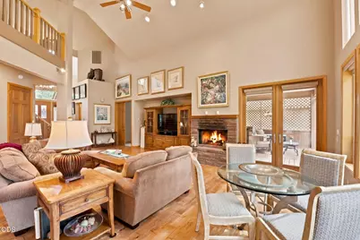 62028 Fall Creek Loop, Bend, OR 97702 - Photo 12