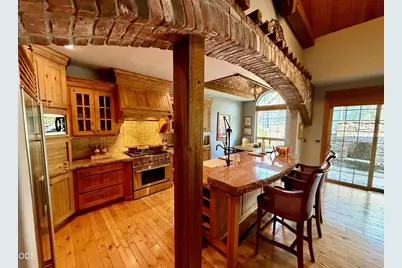 61212 Gorge View Street, Bend, OR 97702 - Photo 8