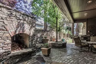 61212 Gorge View St, Bend, OR 97702 - Photo 2