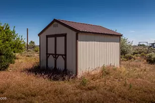 57224 Bark Loop, Christmas Valley, OR 97641 - Photo 18