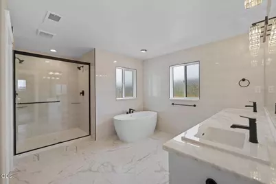 610 Pheasant Creek Drive, Central Point, OR 97502 - Photo 18