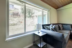 134 Ridgecrest Dr, Klamath Falls, OR 97601 - Photo 8