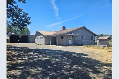 6013 Foothill Road, Central Point, OR 97502 - Photo 1