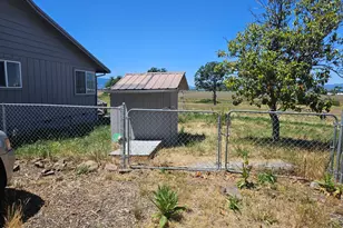 6013 Foothill Rd, Central Point, OR 97502 - Photo 22
