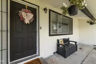 4912 Lorrayne Pl, Klamath Falls, OR 97603 - Photo 4