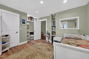 19528 E Campbell Rd, Bend, OR 97702 - Photo 20