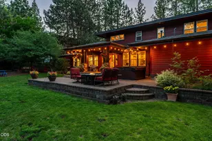 19528 E Campbell Rd, Bend, OR 97702 - Photo 4