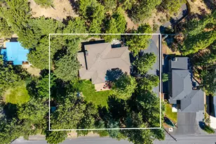 19528 E Campbell Rd, Bend, OR 97702 - Photo 46