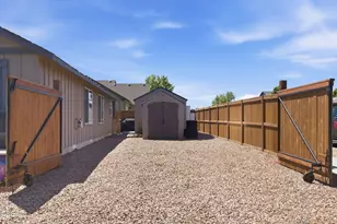 469 NW 24th Pl, Redmond, OR 97756 - Photo 18
