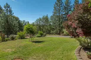 622 Wildflower Dr, Merlin, OR 97532 - Photo 60