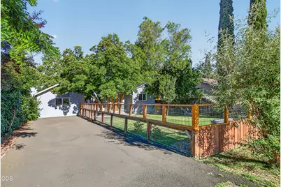 407 Marie Street, Medford, OR 97504 - Photo 30
