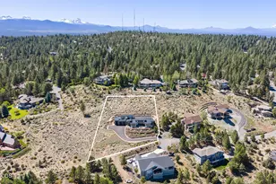 2375 N W Wyeth Pl, Bend, OR 97703 - Photo 58