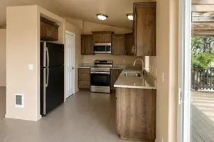 402 SE Carmen Way, Madras, OR 97741 - Photo 4