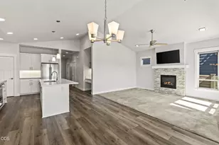 61016 SE Crane Peak Ct, Bend, OR 97702 - Photo 14