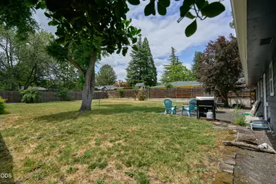 340 Sutter Avenue, Medford, OR 97504 - Photo 26
