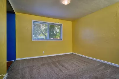 340 Sutter Avenue, Medford, OR 97504 - Photo 18