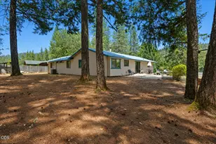 1934 Laurel Rd, Cave Junction, OR 97523 - Photo 14