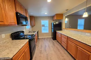 2134 Laurel St, Klamath Falls, OR 97601 - Photo 6