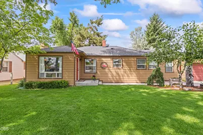 751 NE Lookout Avenue, Prineville, OR 97754 - Photo 1