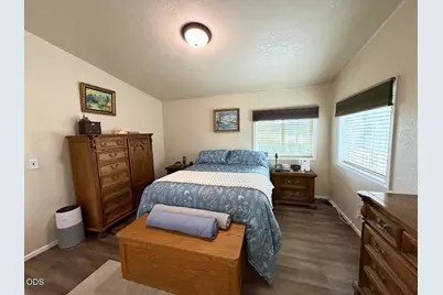 63 Rogue River Drive, Eagle Point, OR 97524 - Photo 14