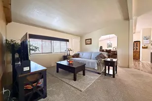 63 Rogue River Dr, Eagle Point, OR 97524 - Photo 6