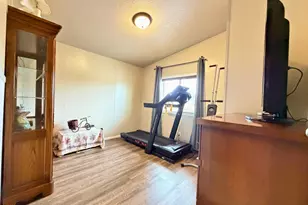 63 Rogue River Dr, Eagle Point, OR 97524 - Photo 16
