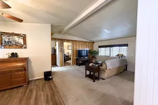 63 Rogue River Dr, Eagle Point, OR 97524 - Photo 8