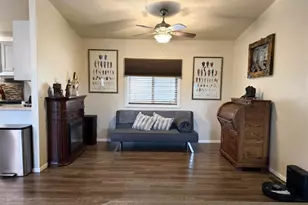 63 Rogue River Dr, Eagle Point, OR 97524 - Photo 8